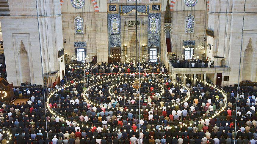 Diyanet haftanın Cuma hutbesini yayımladı! 24 Ekim 2025 Cuma Hutbesi’nde “Birlikte bereket, kardeşlikte rahmet vardır” mesajı 5